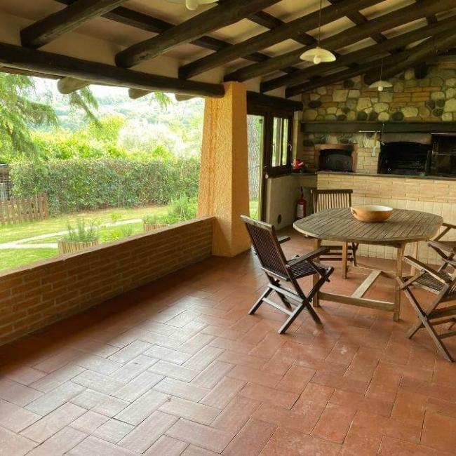 Olio Terra Nera Agriturismo Appartamento Leccino in Toscana